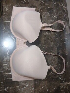 Victoria's Secret Beige Padded Bra Size 38DDD